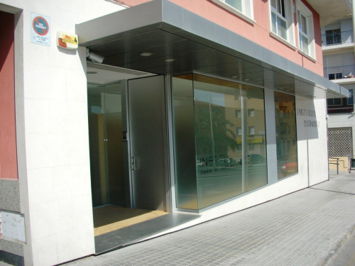 Fachada Instituto Bernabeu Elche